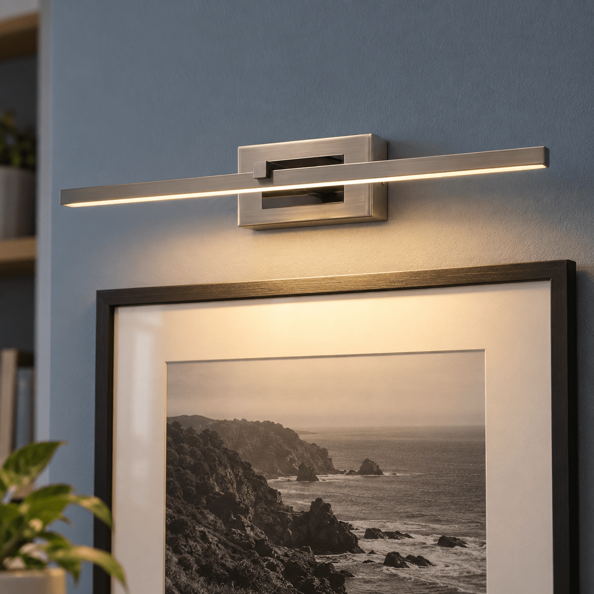 Lauren Indoor LED Picture Light — PROMPT 3 — Close-up reading of the LED picture light construction