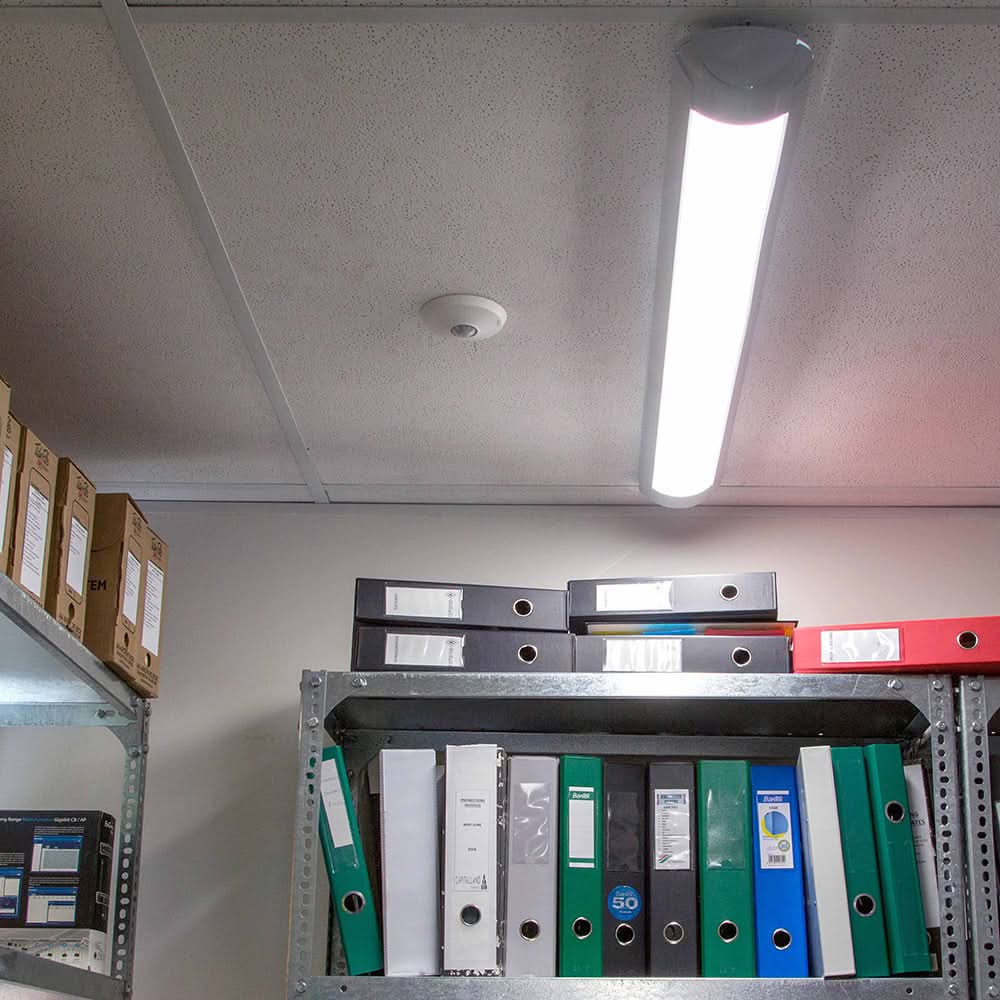 36W White LED Ceiling Batten