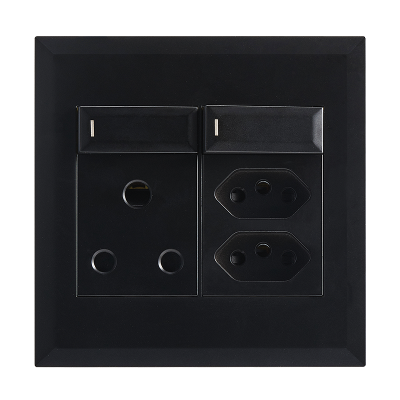 16A Socket with Switch & 2 x Slim RSA Sockets