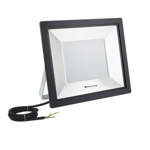 A 500W floodlight with a black frame and white lens, featuring a textured surface and a power cord with exposed wires.