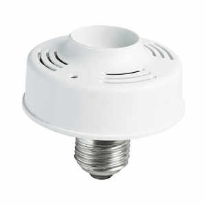 Sound-activated E27 lamp holder with built-in sensor, designed for indoor use.