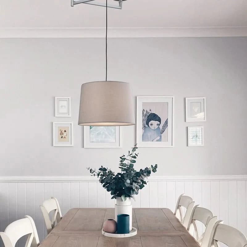 Swing White Metal Pendant Light
