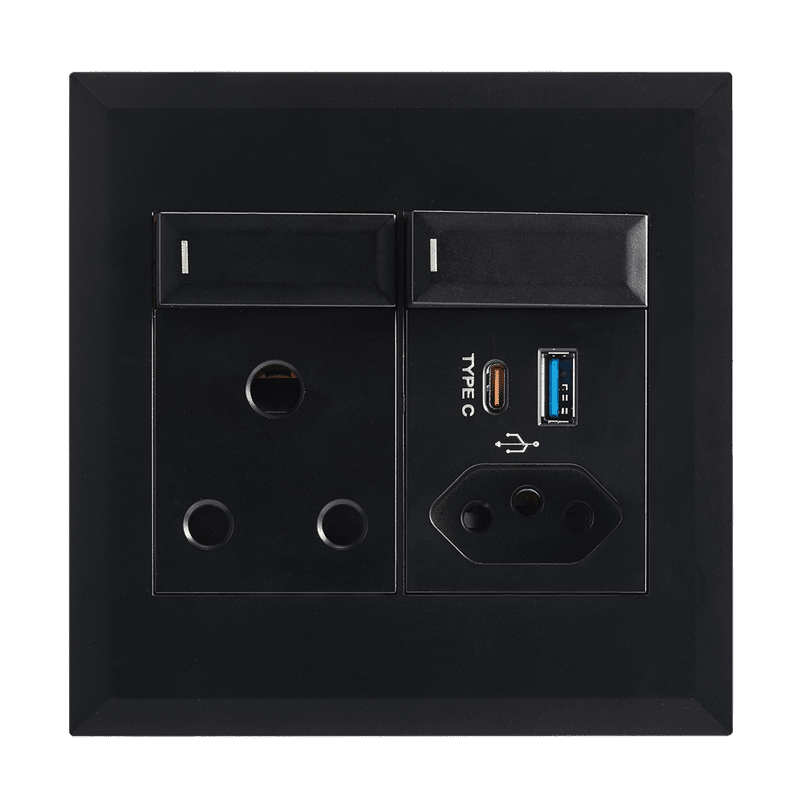 16A Slim RSA Socket with USBA & USBC - 4 x 4 — transparent background